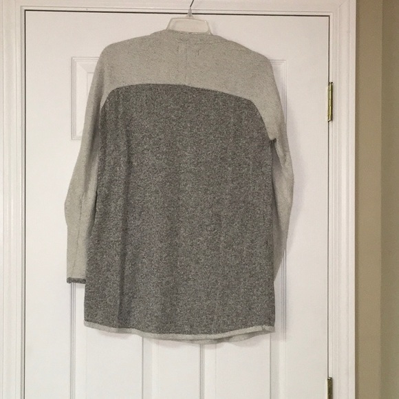 Urban Outfitters Long Sweater - Picture 4 of 6